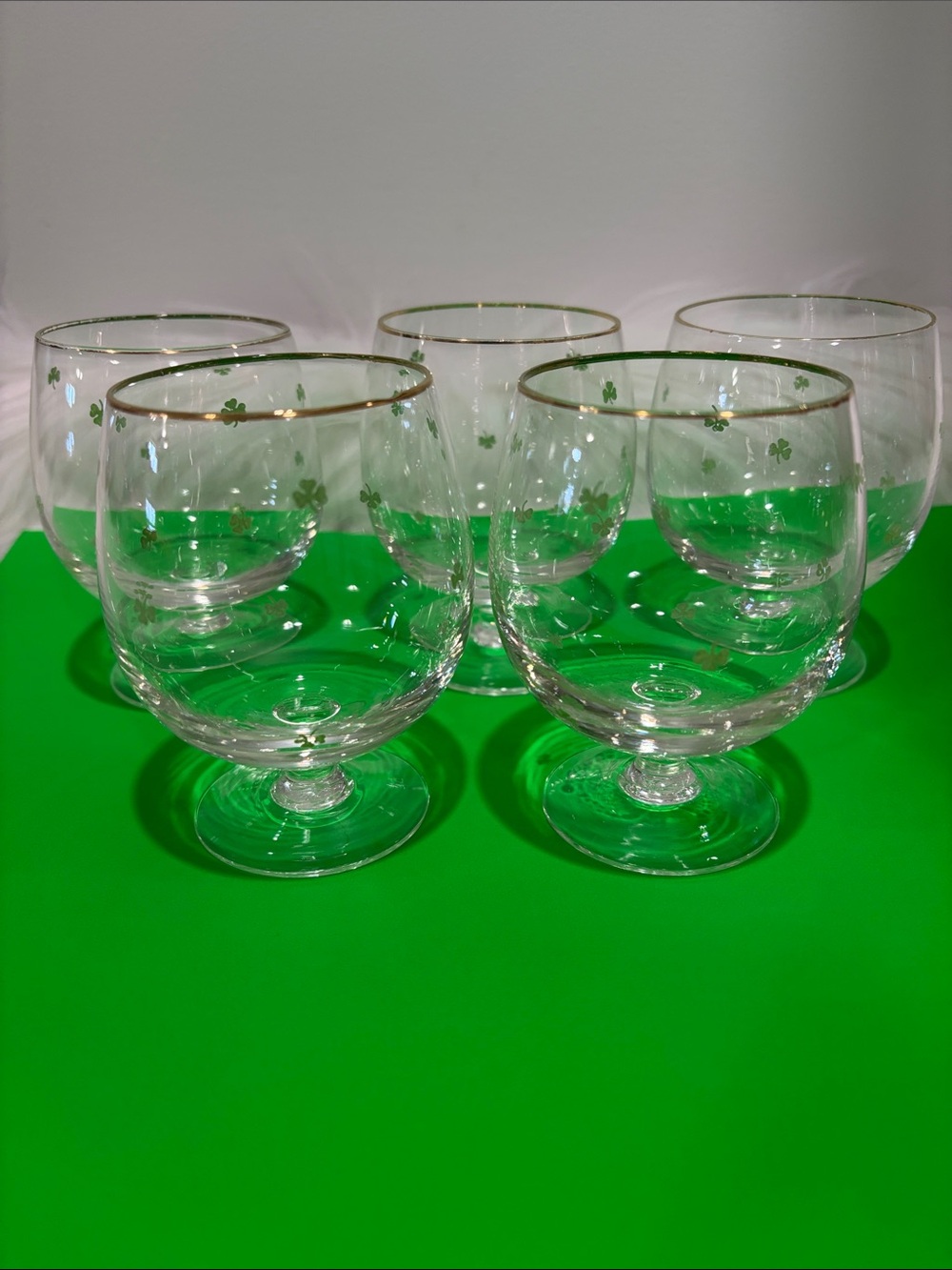 Gold-Rim Shamrock Stemmed Glasses - Set of 5